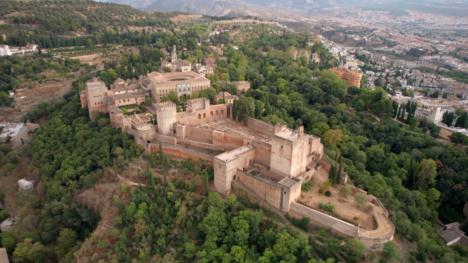 bi quyet san ve alhambra tay ban nha 5