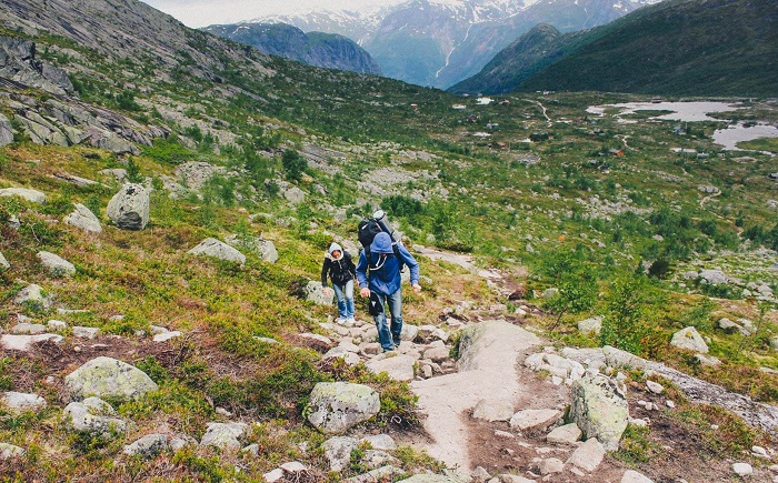vach da trolltunga na uy 2
