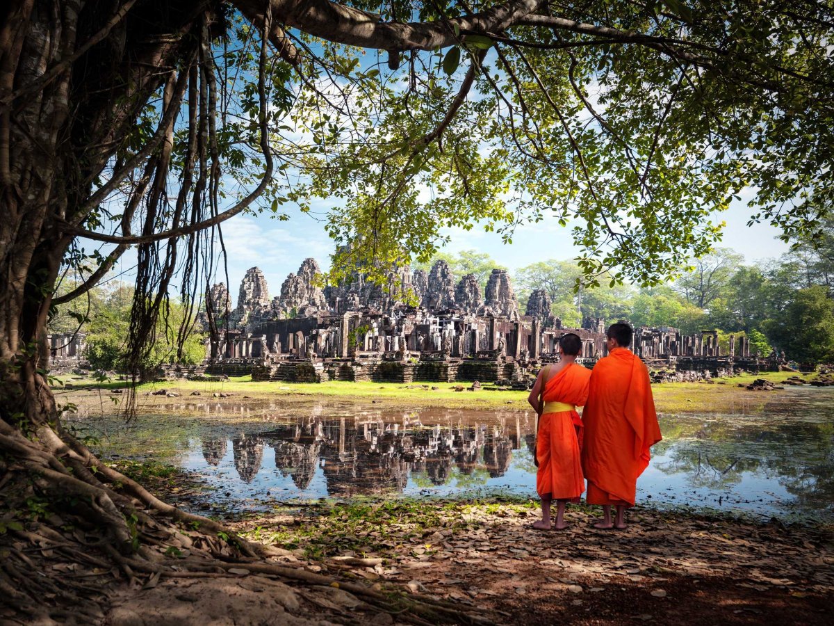 40 chuyen di ban nen thuc hien truoc tuoi 30 tour24h 7