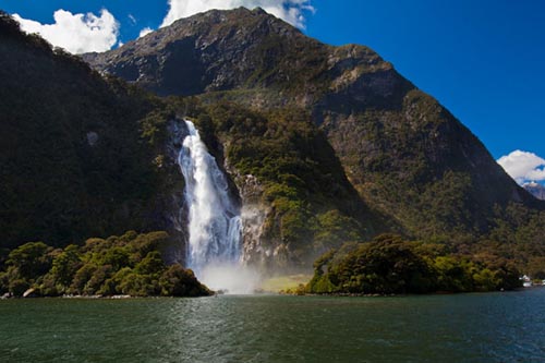 Thuong ngoan Milford TrailNew Zealand 1.6