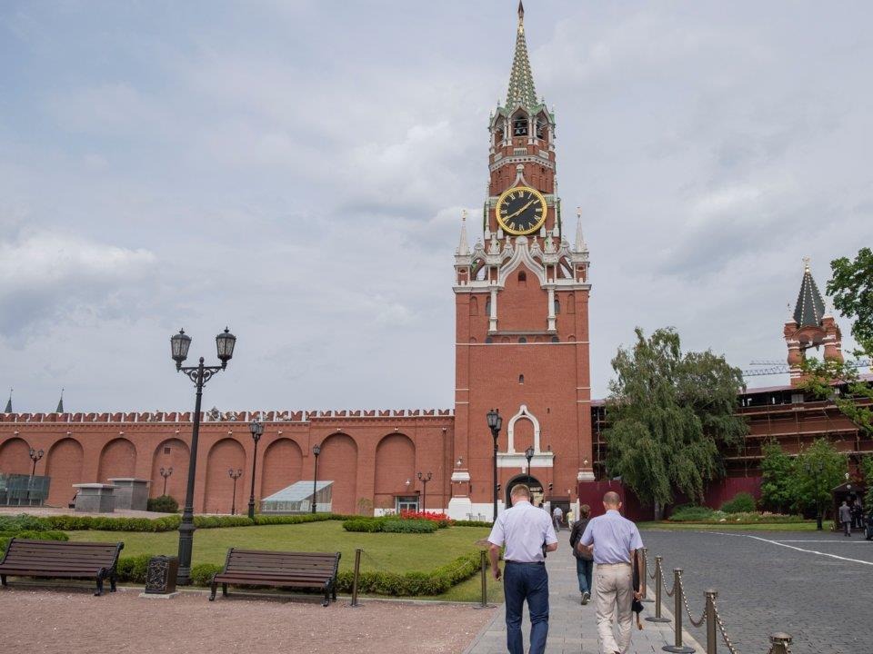 dien kremlin 13