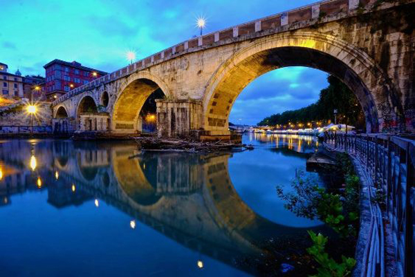 10 li do rome lam say long du khach 4