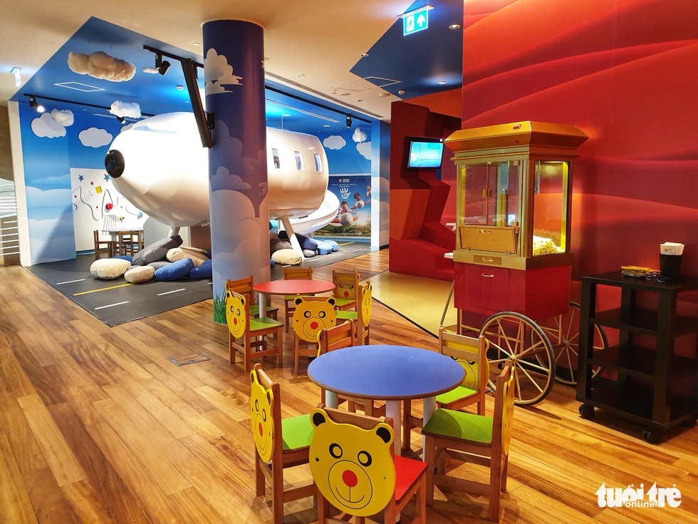 phong lounge tk 13