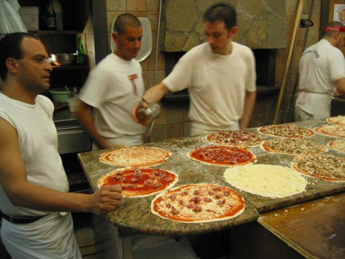 6 quan piza noi tieng o y 3